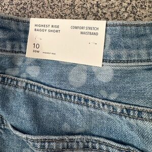 These cute jean shorts are sure to turn heads!